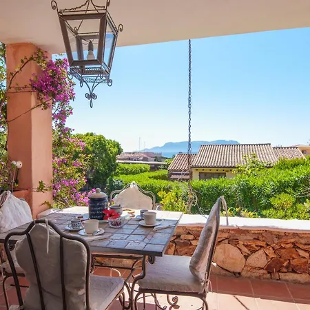 Serena: Seaviewprivate Pool-golfo Aranci Villa